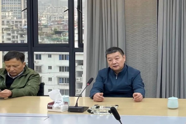 麗水市建設局黨組書記、局長鐘小松一行到浙江中立建設有限公司走訪